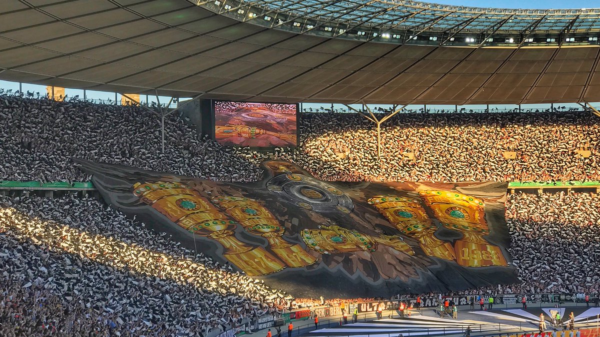 Frankfurter Choreo beim Pokalfinale