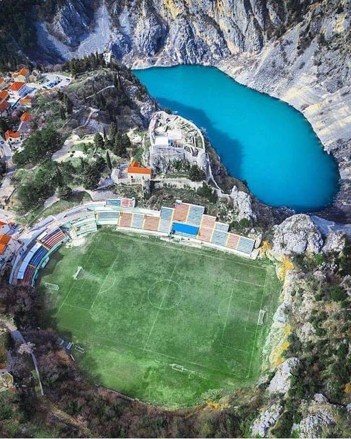 Stadion_Gospin_dolac_Kroatien_2.jpg