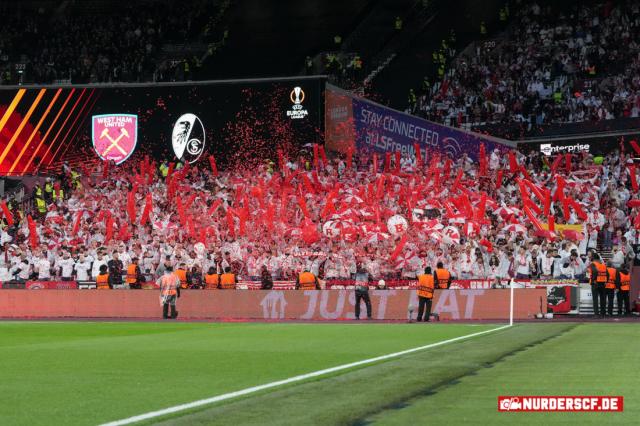 Freiburg Intro bei West Ham United