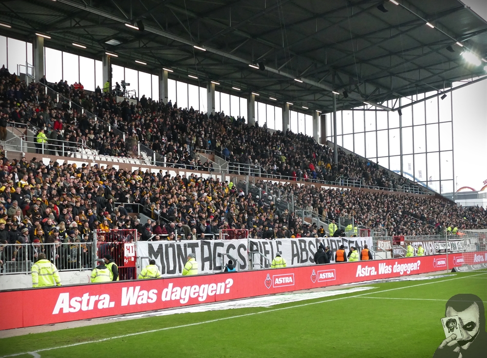 Dresdens Protest am Protestspieltag - SG Dynamo Dresden e.V. | Spruchband - Bild 2