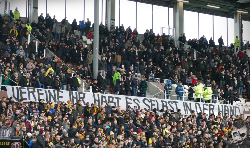 Dresdens Protest am Protestspieltag - SG Dynamo Dresden e.V. | Spruchband - Bild 1