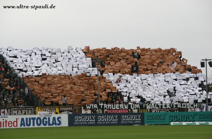St. Pauli Choreo in Aalen - FC St. Pauli e.V. | Choreo