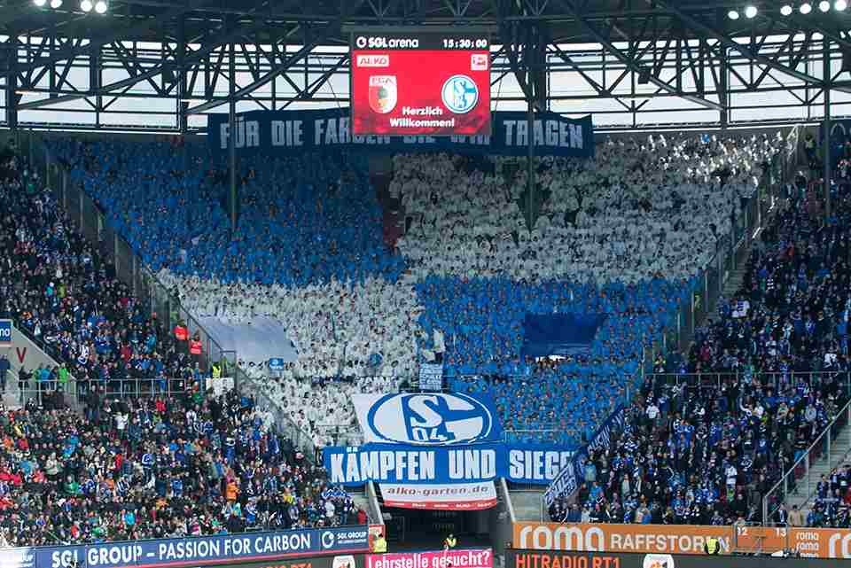 Schalke Choreo in Augsburg - FC Schalke 04 e.V. | Choreo