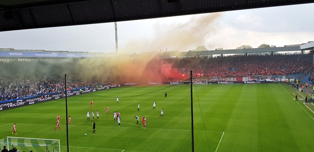 Union Berlin mit Pyro in Bochum! - 1. FC Union Berlin e.V. | Pyroshow - Bild 1
