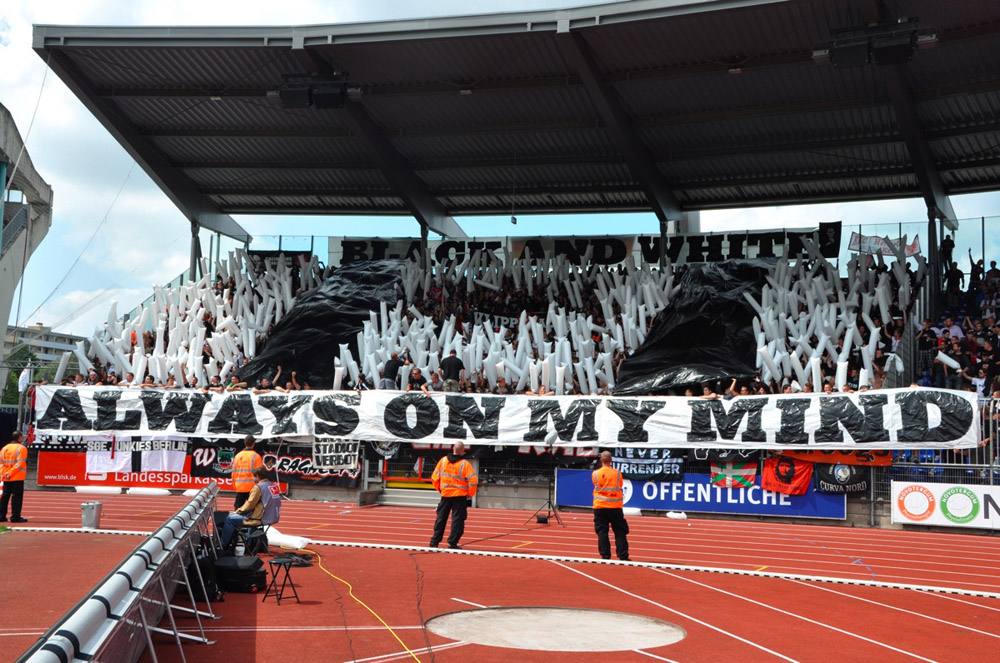 Frankfurt Choreo in Braunschweig - Eintracht Frankfurt | Choreo