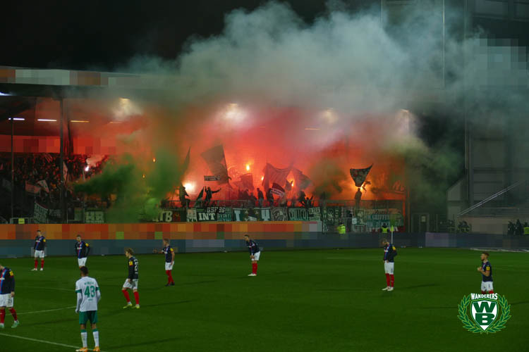 Bremen zündet in Kiel - Werder Bremen | Pyroshow