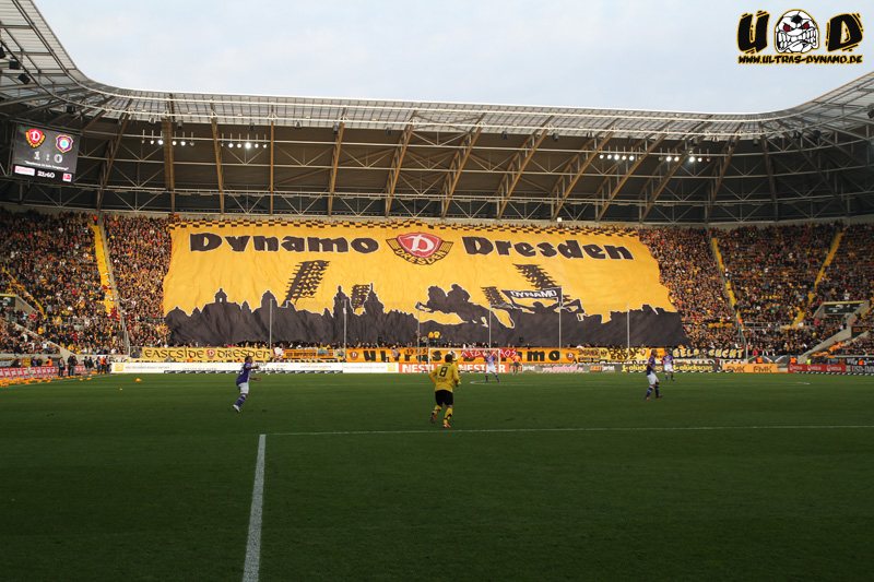 Dynamo Choreo gegen Aue - SG Dynamo Dresden e.V. | Choreo - Bild 3