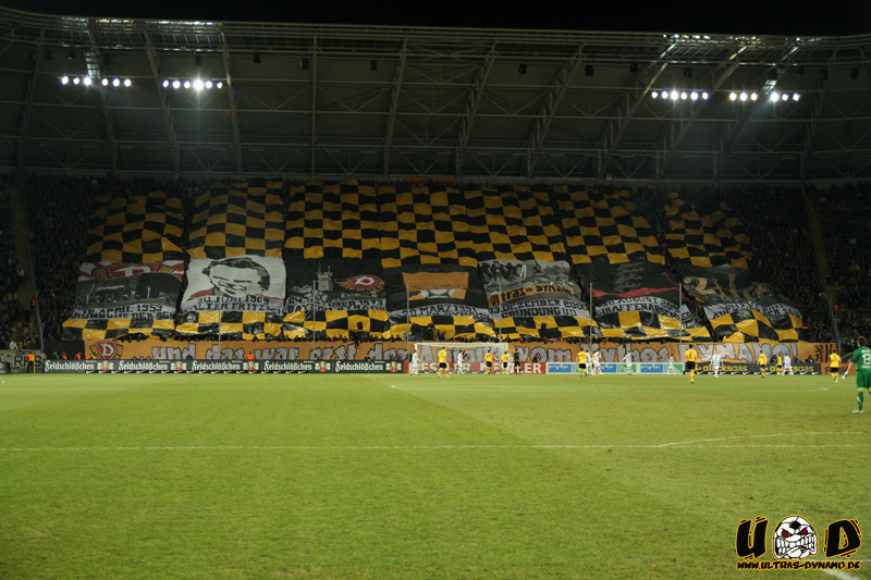 Dynamo Choreo gegen Duisburg - SG Dynamo Dresden e.V. | Choreo
