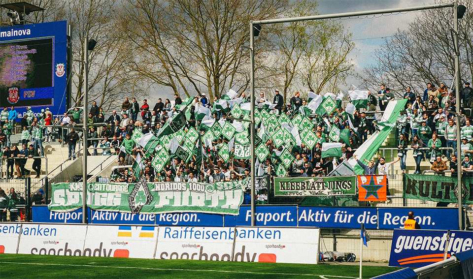 SpVgg Fürth Choreo beim FSV Frankfurt - SpVgg Fürth | Choreo