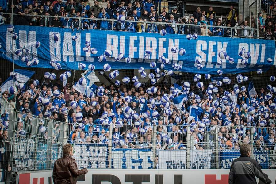 Schalke Choreo in Freiburg - FC Schalke 04 e.V. | Choreo