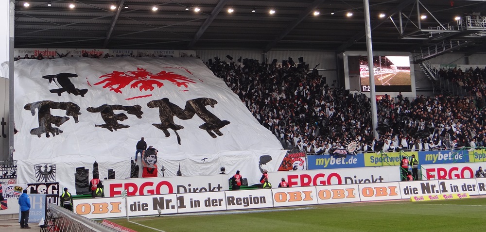 Frankfurt Choreo in Fürth - Eintracht Frankfurt | Choreo