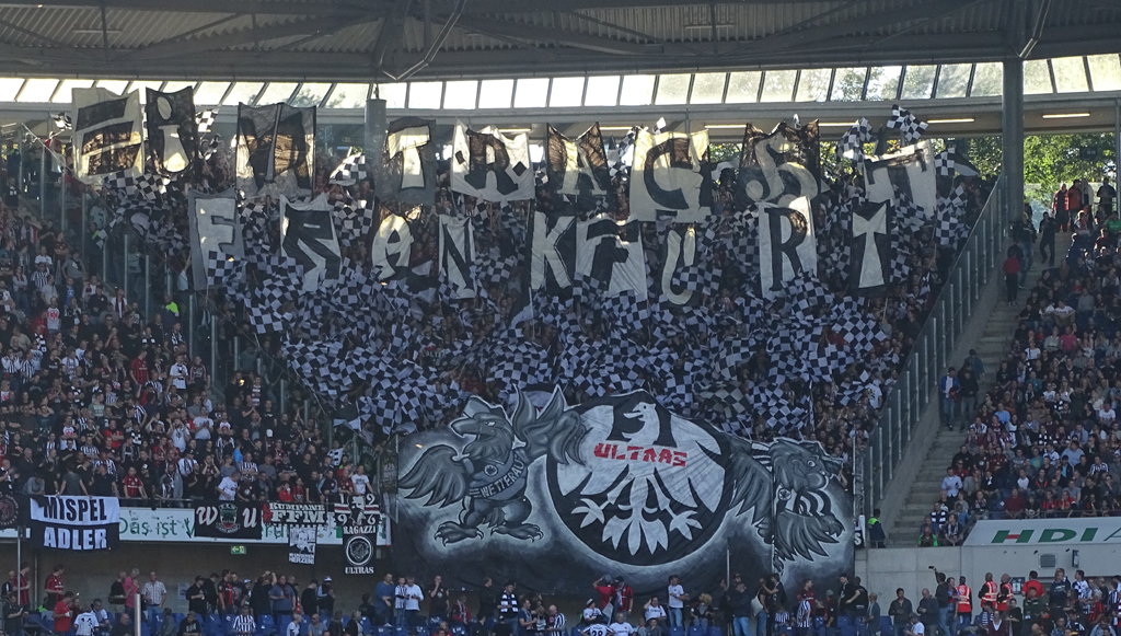 Frankfurt Choreo in Hannover - Eintracht Frankfurt | Choreo