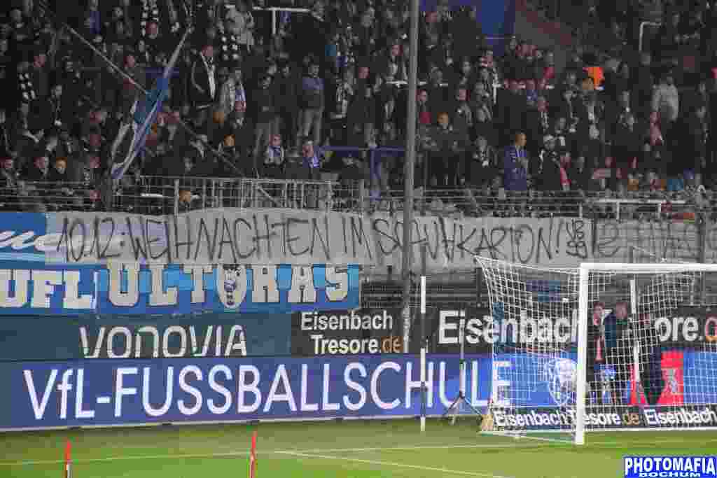 "10.12: Weihnachten im Schuhkarton!" - VfL Bochum 1848 | Spruchband