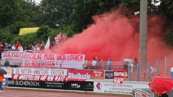 FC Bayern Amateure zünden in Illertissen