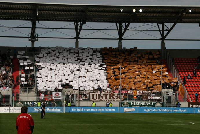St. Pauli Choreo in ingolstadt - FC St. Pauli e.V. | Choreo