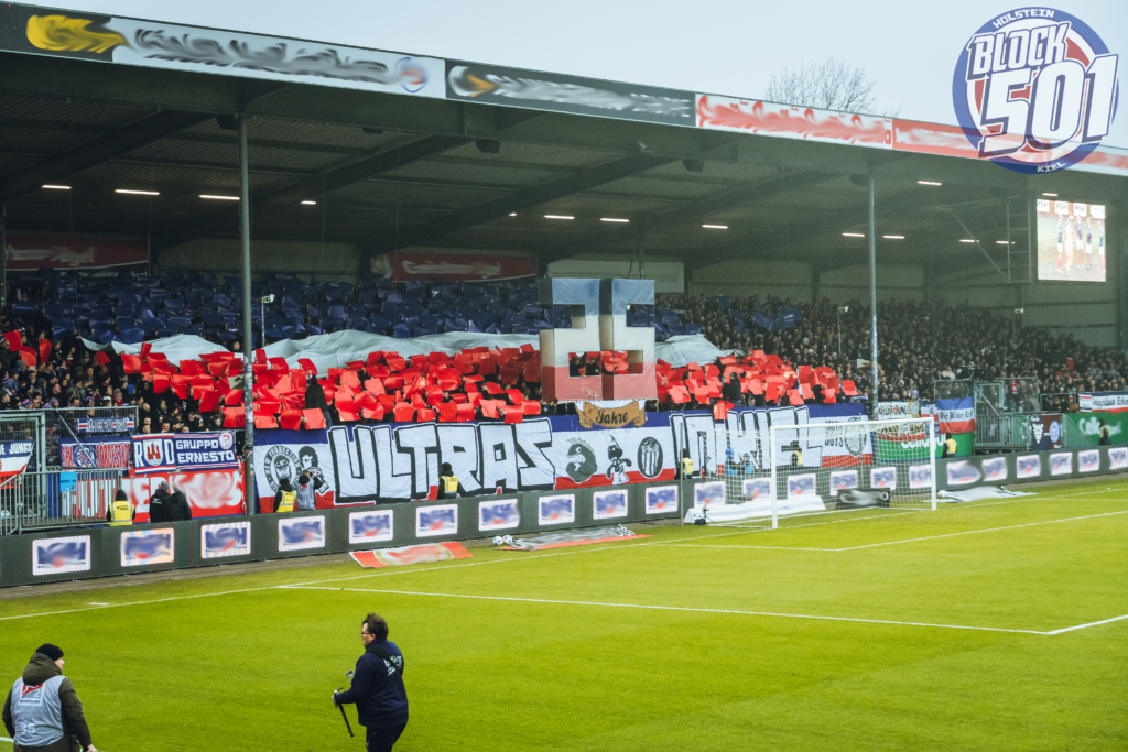 Kiel Choreo gegen Schalke - Kieler SV Holstein von 1900 e.V. | Choreo