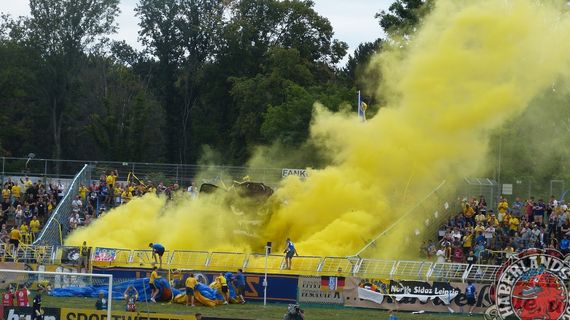 Lok Leipzig zündet beim DFB-Pokalspiel gegen Leverkusen