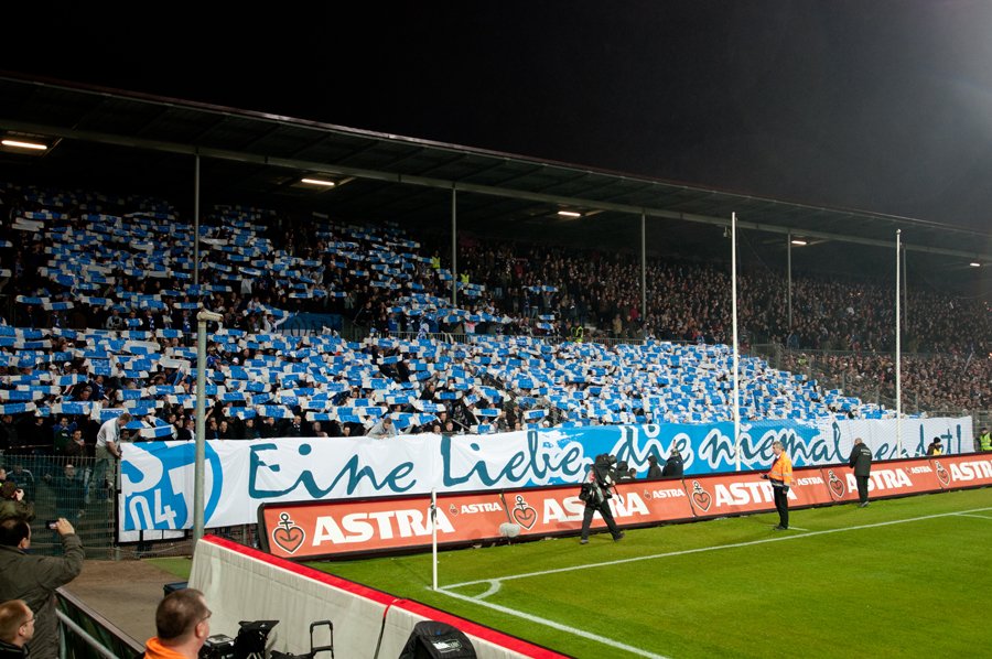 Schalke Choreo in St. Pauli - FC Schalke 04 e.V. | Choreo