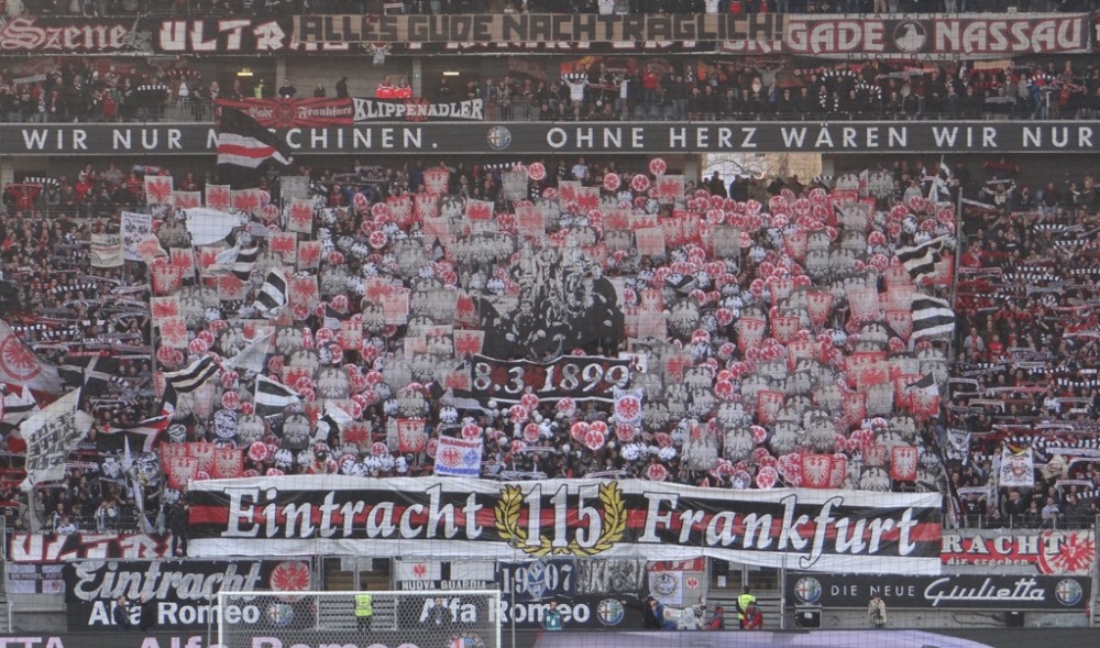 Frankfurt Choreo gegen Freiburg - Eintracht Frankfurt | Choreo