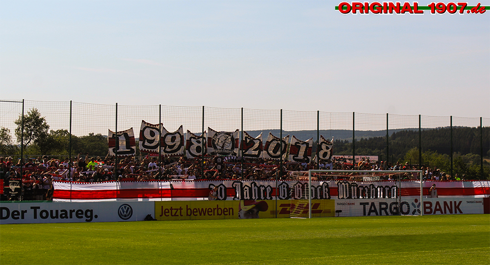 Aufsburg Choreo in Steinbach - FC Augsburg | Choreo