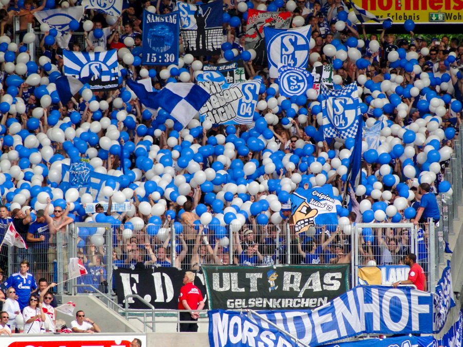 Schalke Choreo in Stuttgart - FC Schalke 04 e.V. | Choreo