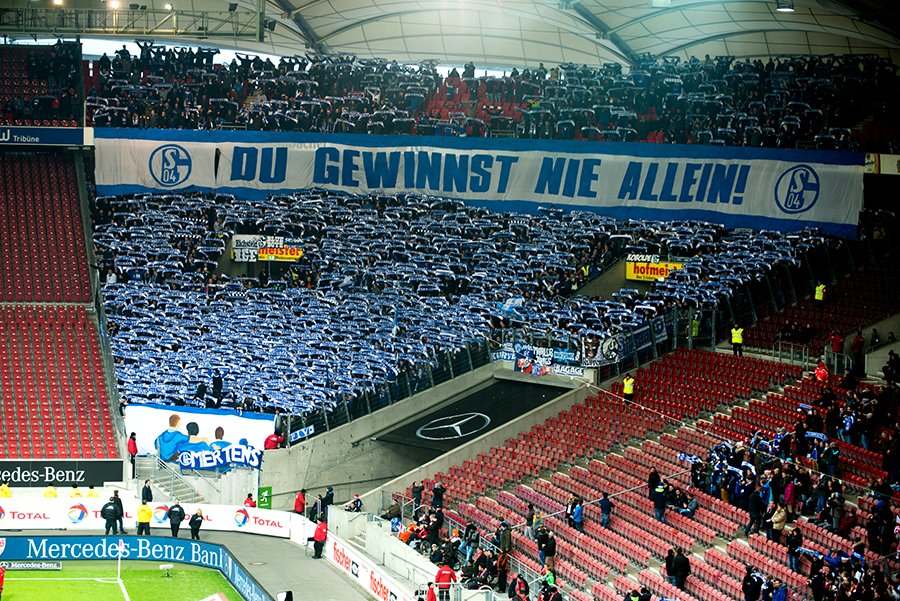 Schalke Choreo in Stuttgart - FC Schalke 04 e.V. | Choreo