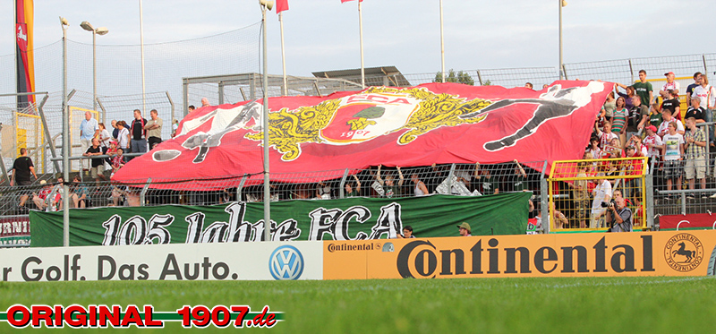 Augsburg Choreo in Wilhelmshaven - FC Augsburg | Choreo - Bild 1