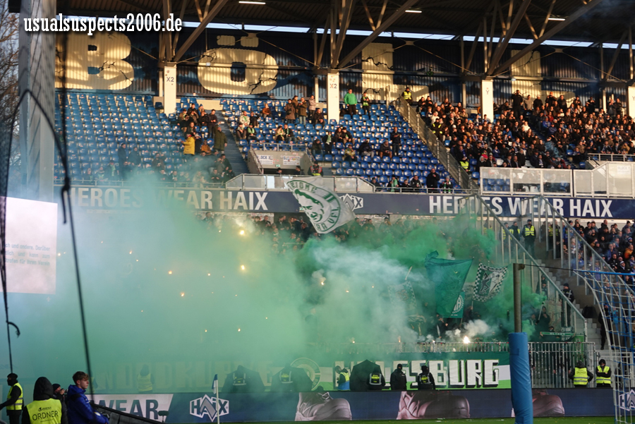 Wolfsburg zündet in Darmstadt - VfL Wolfsburg | Pyroshow