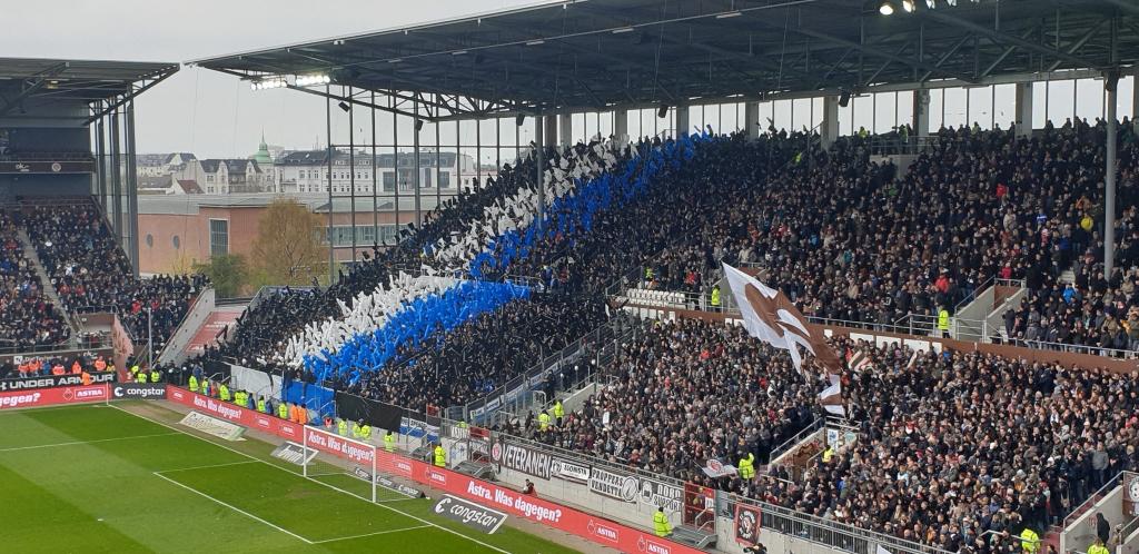 Bielefeld mit Choreo auf St. Pauli! - Arminia Bielefeld | Choreo