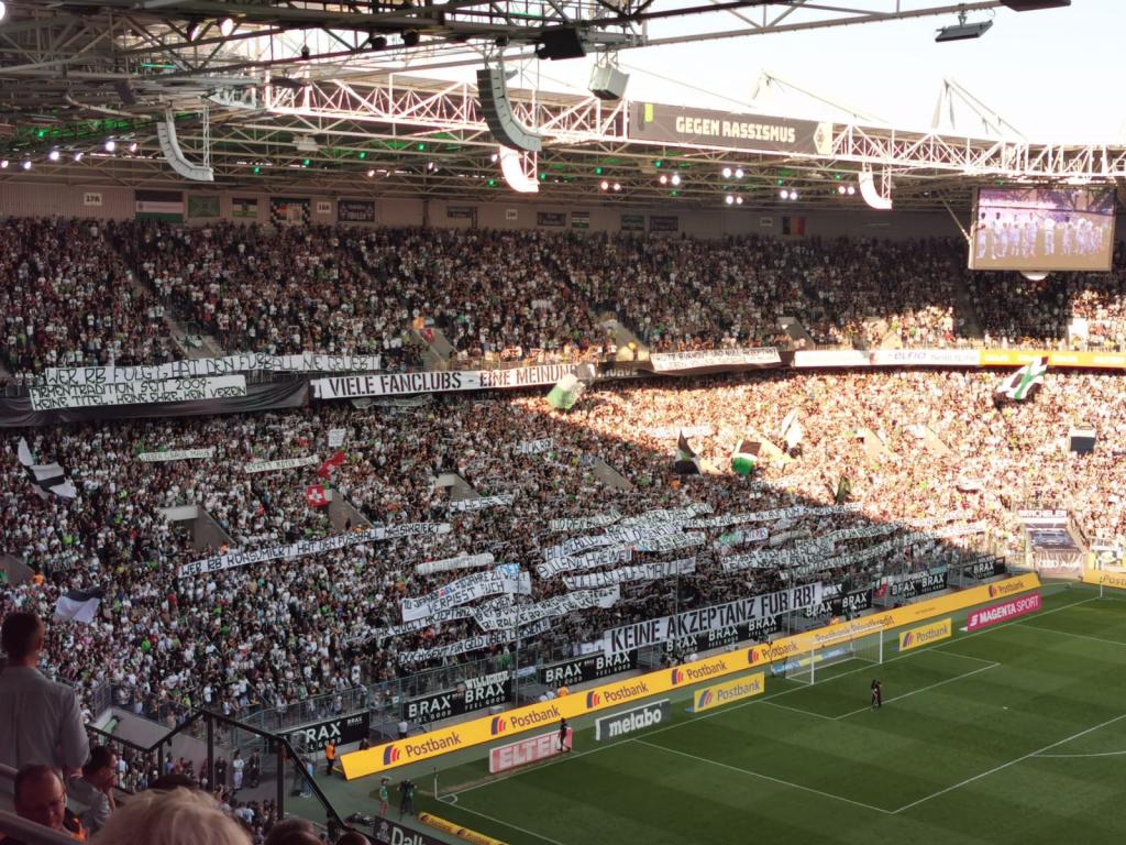 Gladbach mit Spruchbändern gegen RB Leipzig! - Borussia Mönchengladbach | Spruchband - Bild 2