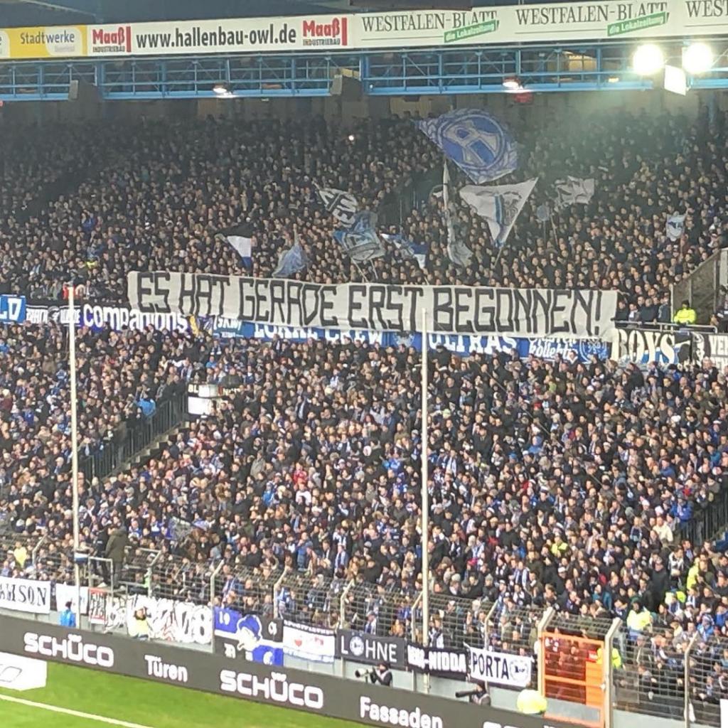 Es hat gerade erst begonnen! - Arminia Bielefeld | Spruchband