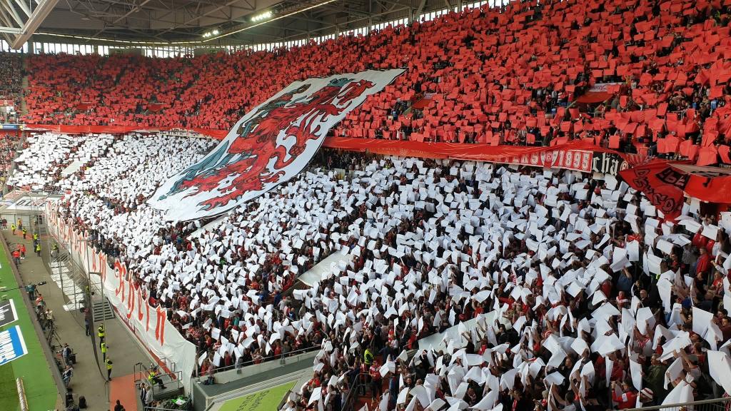 Düsseldorf mit Choreo gegen Gladbach! - Fortuna Düsseldorf 1895 e.V. | Choreo - Bild 2