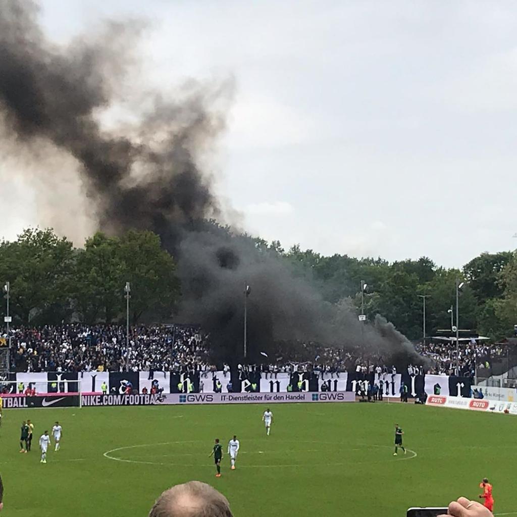 Preußen mit Pyro gegen Karlsruhe! - Preußen Münster | Pyroshow