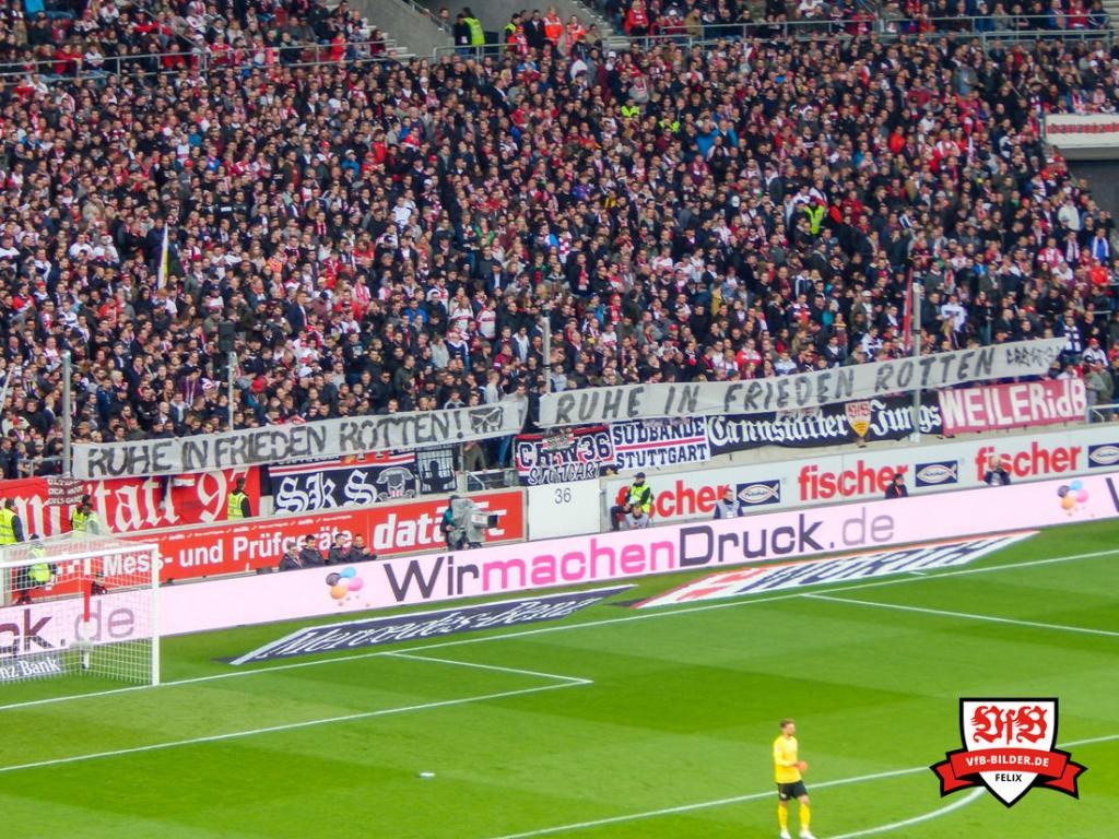 Stuttgart gedenkt mit Spruchbändern Rotten und Sascha! - VfB Stuttgart | Spruchband - Bild 2