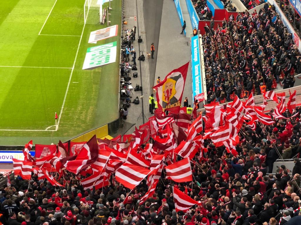 Bayern-Intro in Leverkusen - Bayern München | Choreo