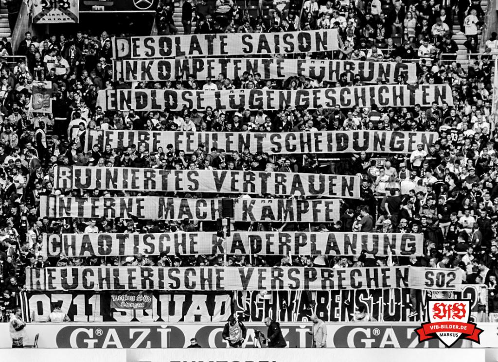 Stuttgart mit Spruchbändern gegen Wolfsburg! - VfB Stuttgart | Spruchband - Bild 3
