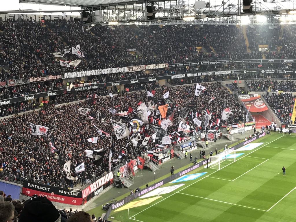 Aufenthaltsverbot für Beuth! - Eintracht Frankfurt | Spruchband