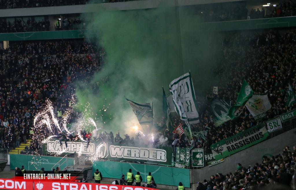 Bremen zündet in Frankfurt - Werder Bremen | Pyroshow