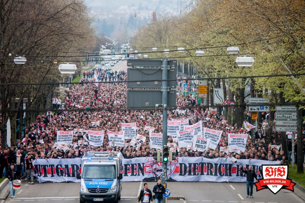 Stuttgart mit Fanmarsch vor Heimspiel gegen Nürnberg! - VfB Stuttgart | Sonstiges - Bild 1