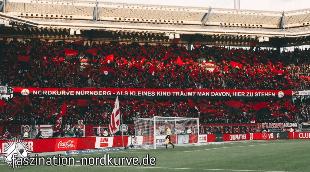 Choreo, Wunderkerzen und Weihnachtsgrüße in Nürnberg! - 1. FC Nürnberg e.V. | Choreo - Bild 2