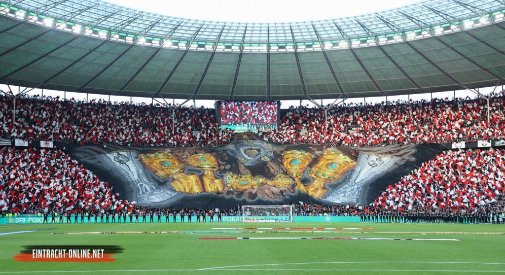 Frankfurt Choreo beim Pokalfinale in Berlin - Eintracht Frankfurt | Choreo
