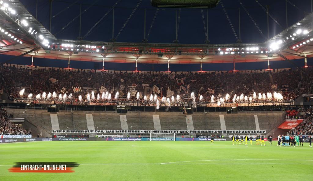 Frankfurt zündet gegen Sofia - Eintracht Frankfurt | Pyroshow