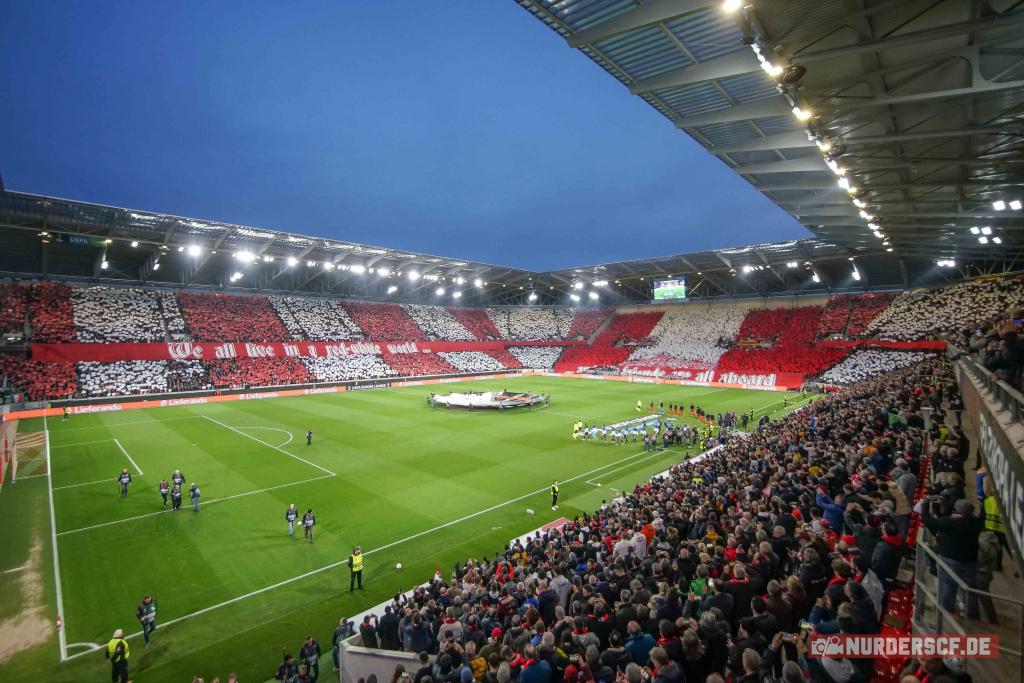 Freiburg Choreo gegen Juventus Turin - SC Freiburg e.V. | Choreo