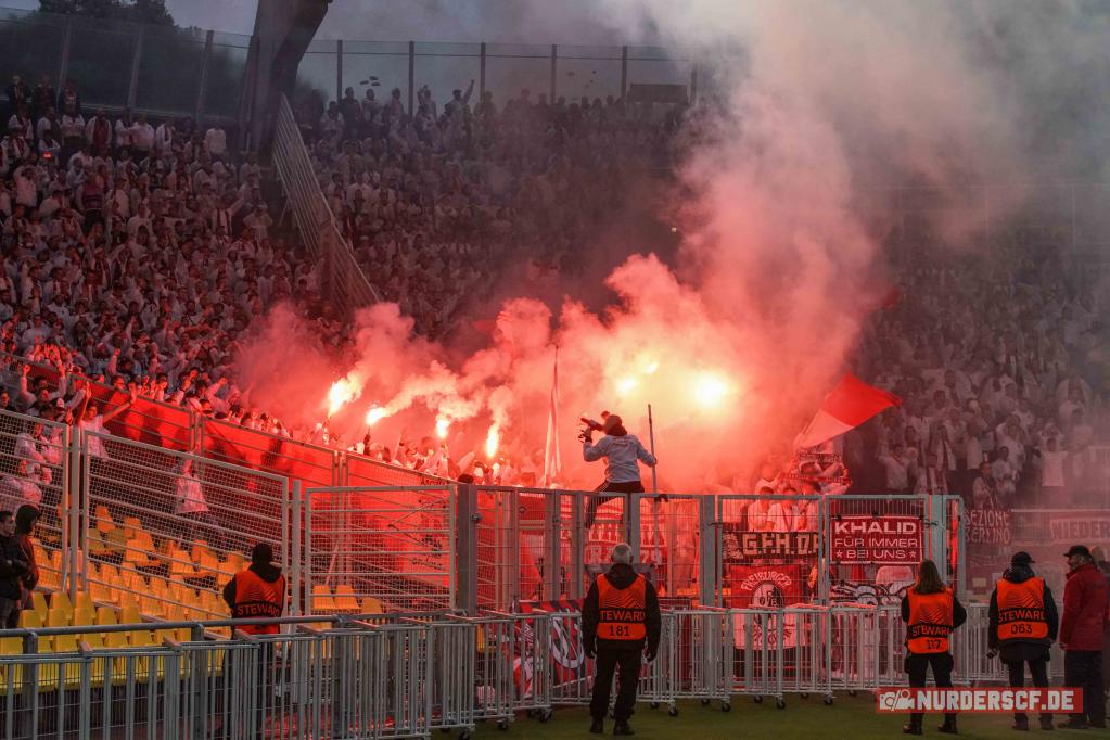 Freiburg zündet in Nantes - SC Freiburg e.V. | Pyroshow