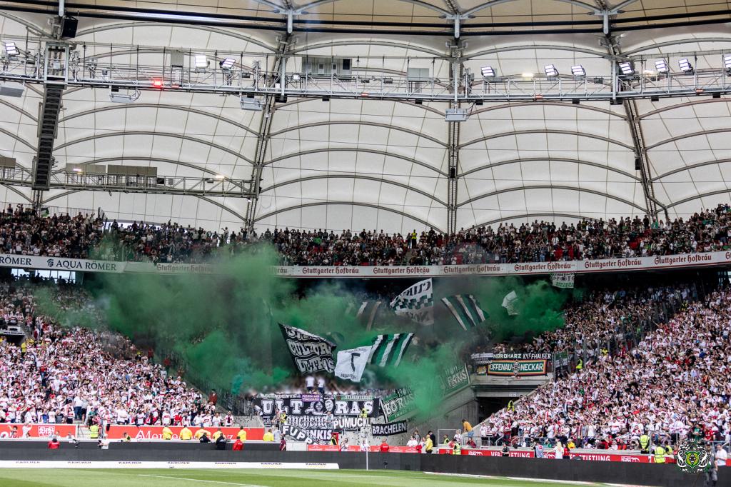Mönchengladbach zündet in Stuttgart - Borussia Mönchengladbach | Pyroshow