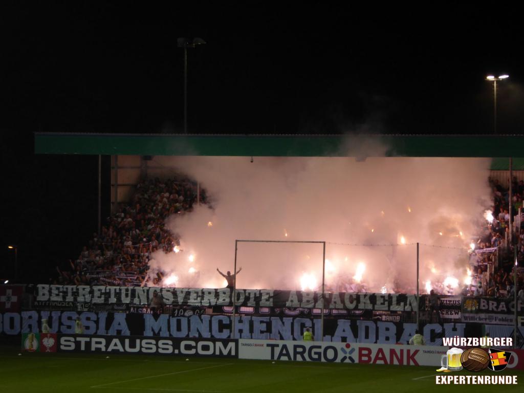 Gladbacher Pyro-Show in Sandhausen - Borussia Mönchengladbach | Pyroshow