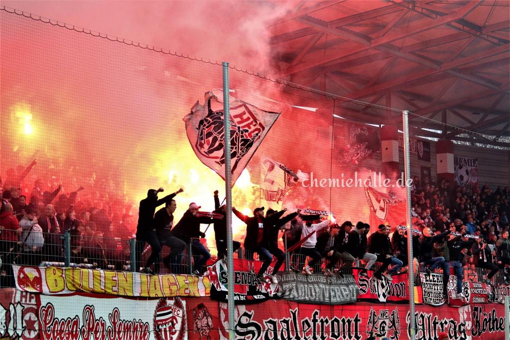 Halle zündet zu Hause gegen die Dortmund Amateure - Hallescher FC | Pyroshow