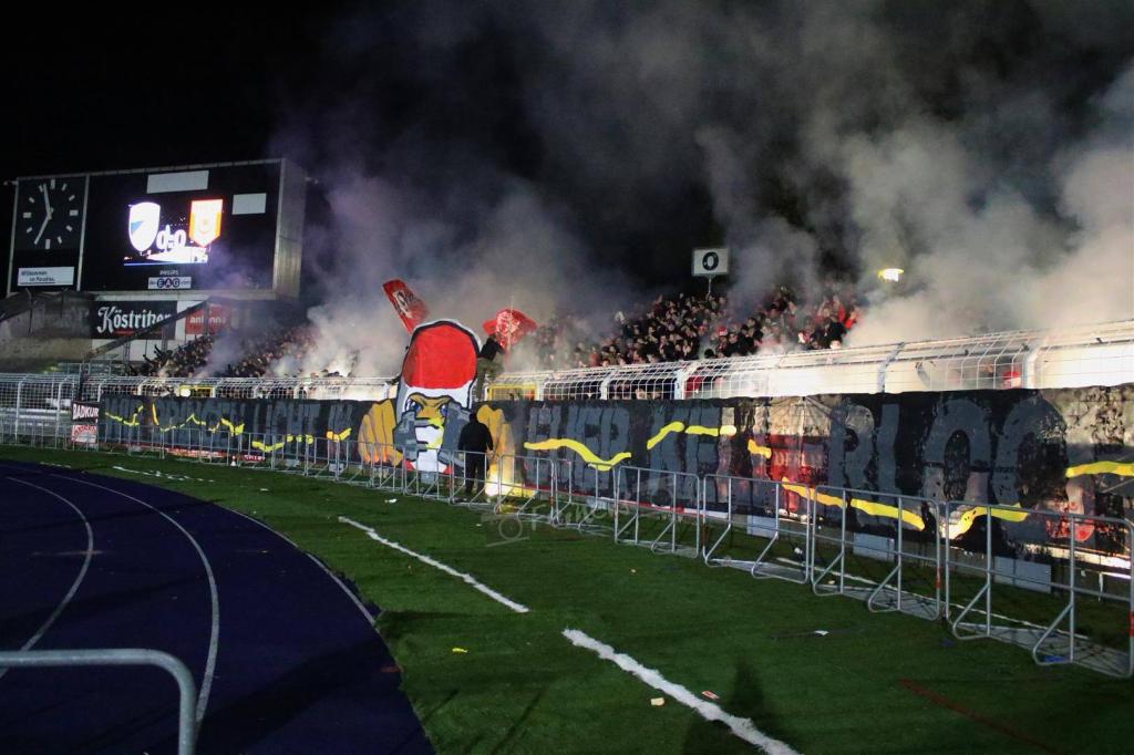 Halle zündet in Jena - Hallescher FC | Pyroshow