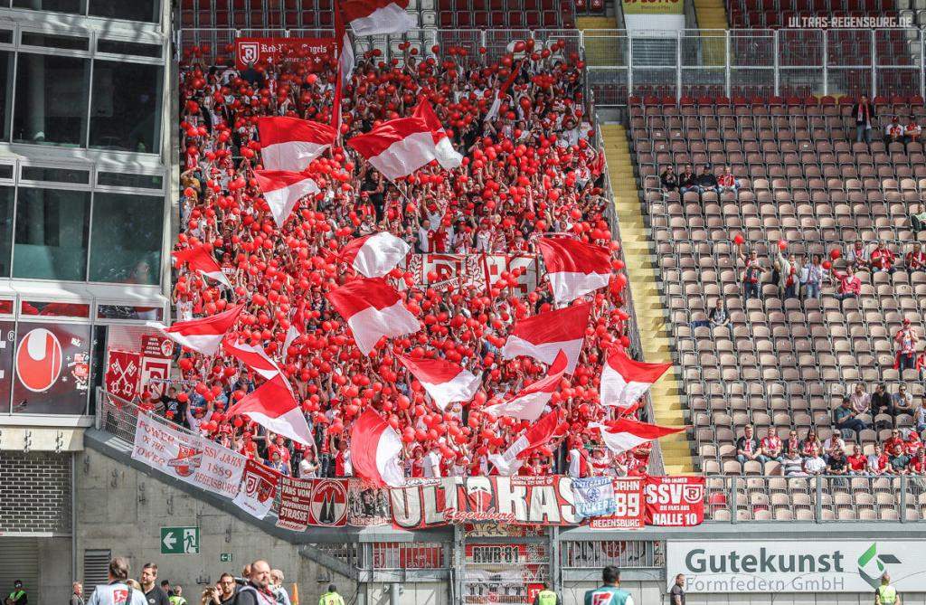 Regensburg Choreo in Kaiserslautern - SSV Jahn Regensburg | Choreo