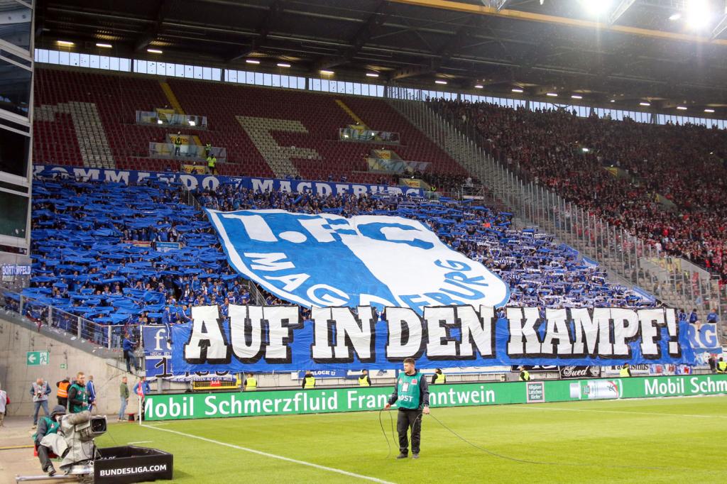 Magdeburg Choreo in Kaiserslautern - 1. FC Magdeburg | Choreo